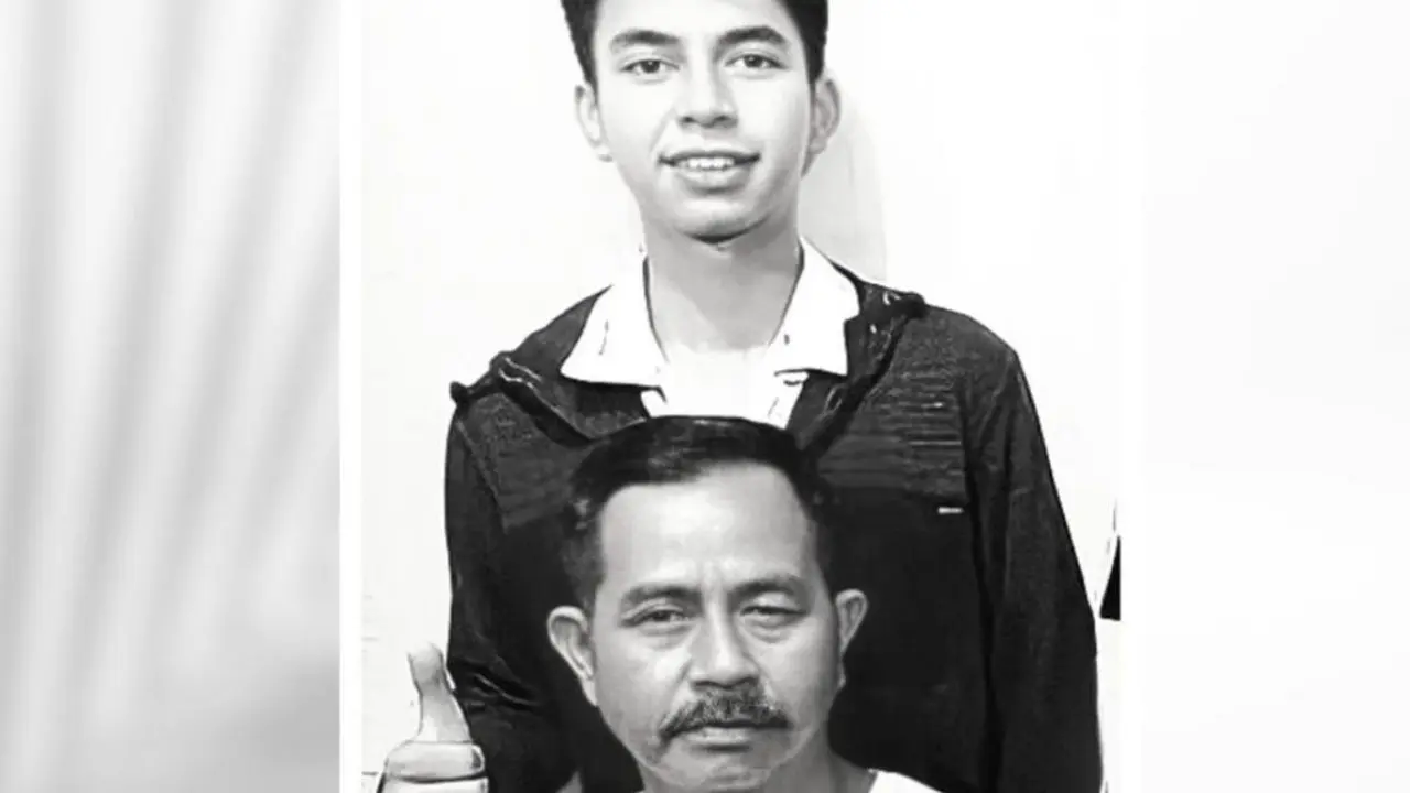 Dimas Ahmad Berduka, Ayahandanya Meninggal Dunia