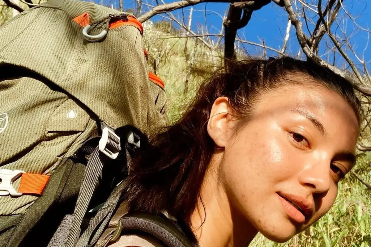 Angela Gilsha ala backpacker cantik (Instagram/angelagilsha)