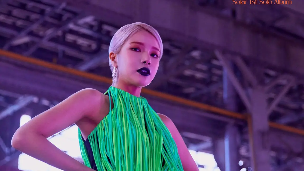 Solar Mamamoo (RBW via Soompi)