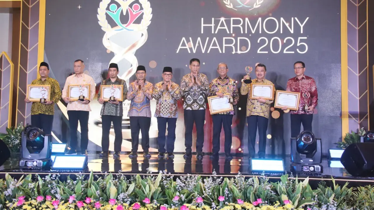 Harmony Award 2025, Wamendagri Wiyagus Tekankan Pentingnya Penguatan Kerukunan di Daerah