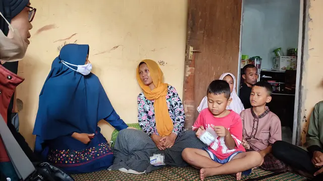 Tebing Setinggi 8 Meter Longsor dan Menimpa Rumah Warga