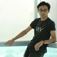 Media visit pemain film Wiro Sableng 212 (Deki Prayoga/bintang.com)