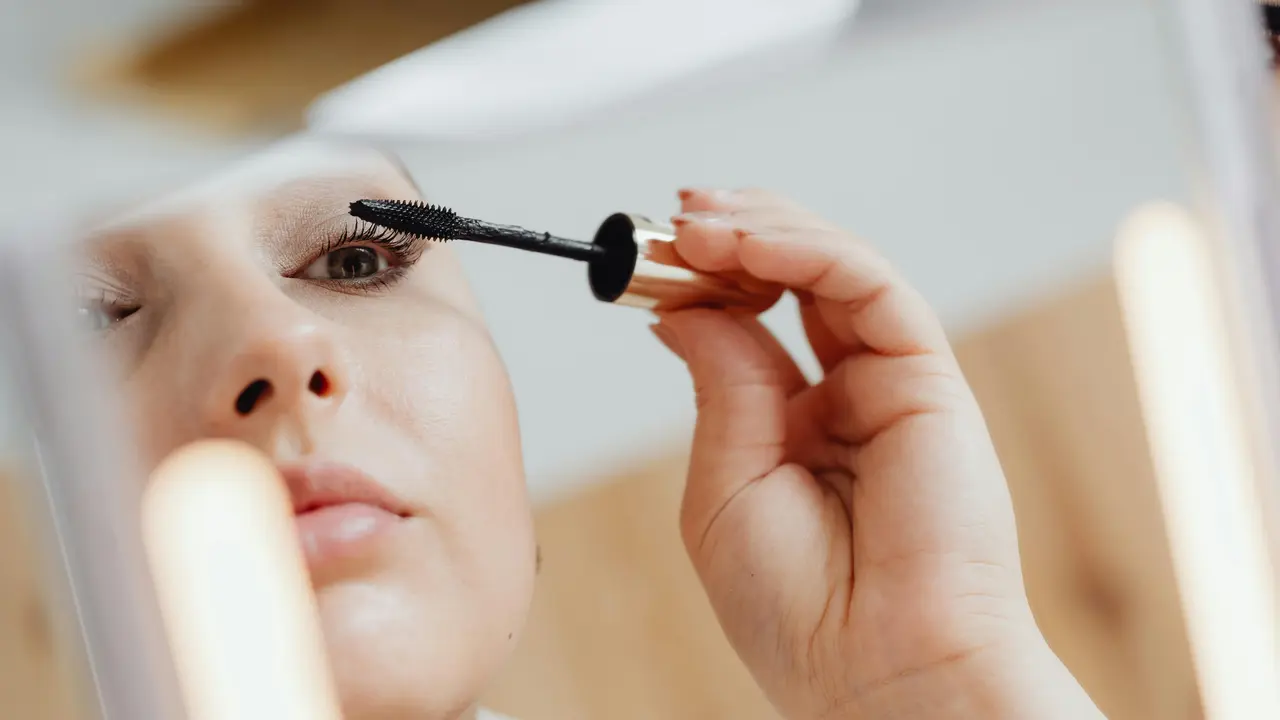 Mau Tampil Natural Saat Ramadan? Berikut Inspirasi Makeup Earth Tone yang Mudah dan Sederhana