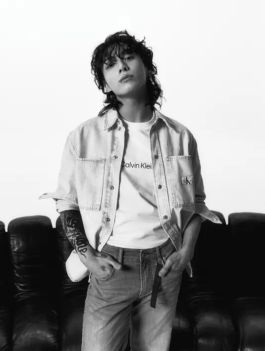 <p>Jungkook BTS jadi bintang iklan Calvin Klein. (Twitter/ CalvinKlein, Foto: Park Jong Ha )</p>