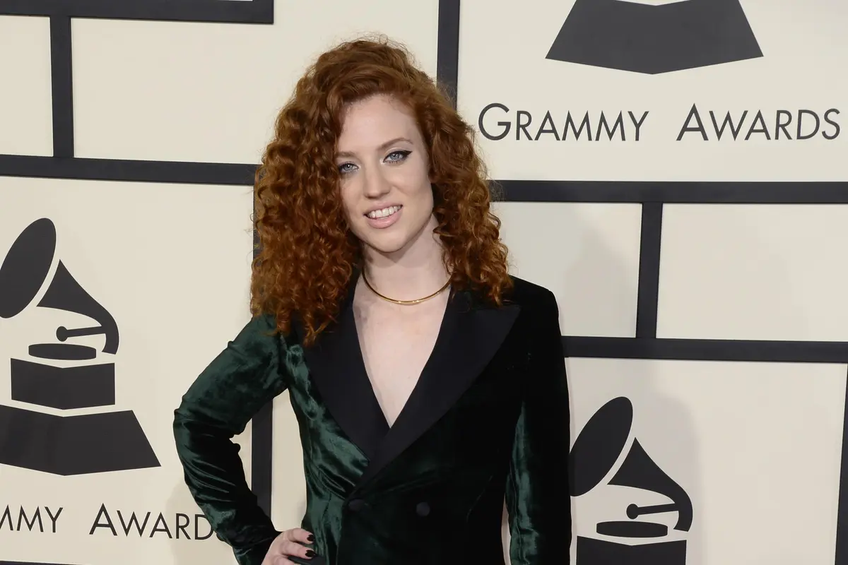 [Bintang] Jess Glynne