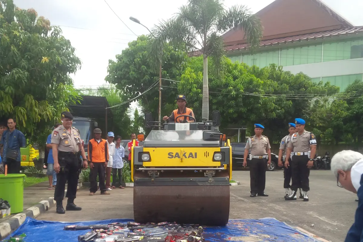 Memutus Peredaran Tuak di Kota Pempek