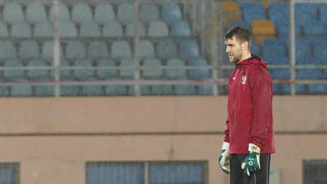 Foto: Timnas Indonesia Gelar Latihan di Bawah Guyuran Hujan Jelang Laga Melawan China di Kualifikasi Piala Dunia 2026
