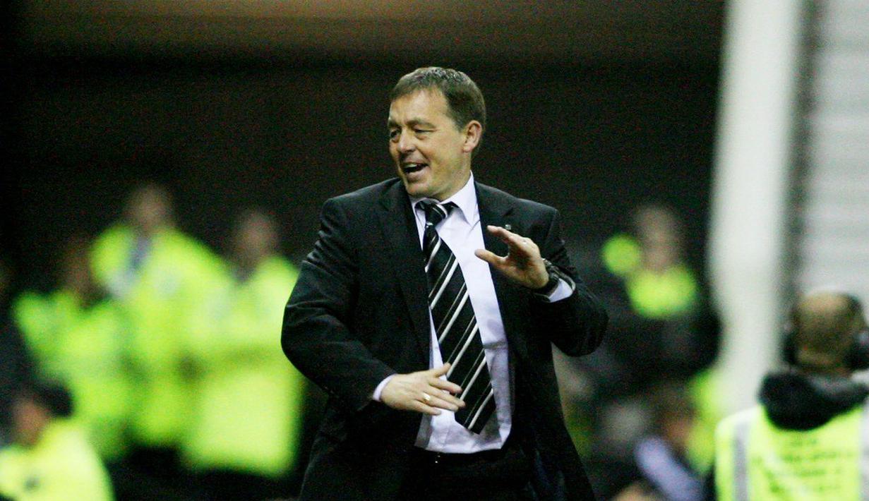 5. Billy Davies melatih Derby County pada musim 2007-08 dengan persentase kemenangan 7.1%, hanya meraih satu kemenangan dari 14 pertandingan Liga Premier Inggris musim itu. (AFP/Lindsey Parnaby)