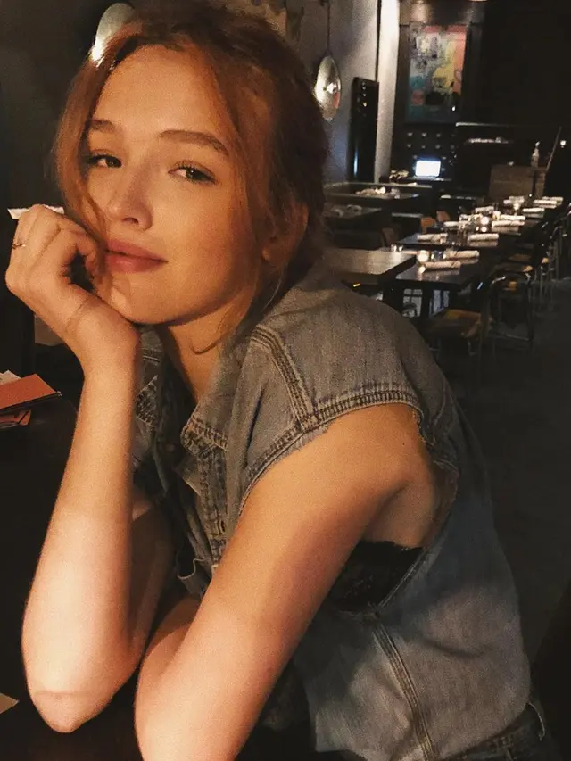 6 Potret Maddison Brown, Gadis yang Dikabarkan Kekasih Baru Liam Hemsworth