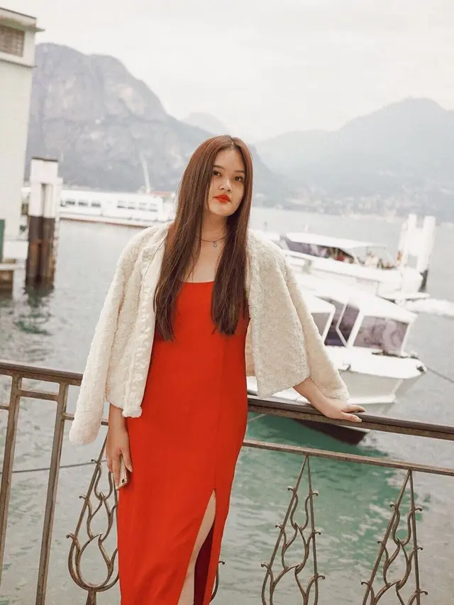 Jarang Terekspos, Ini 7 Potret Cantik Brenda Anak Ferry Salim