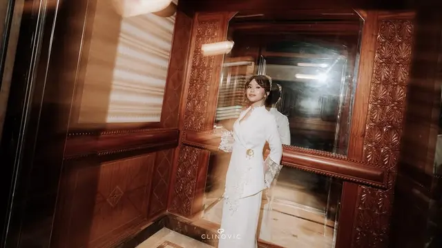 7 Detail Busana Akad Nikah Adira Kania Anak Ikke Nurjanah, Tampil Chic Pakai Blazer