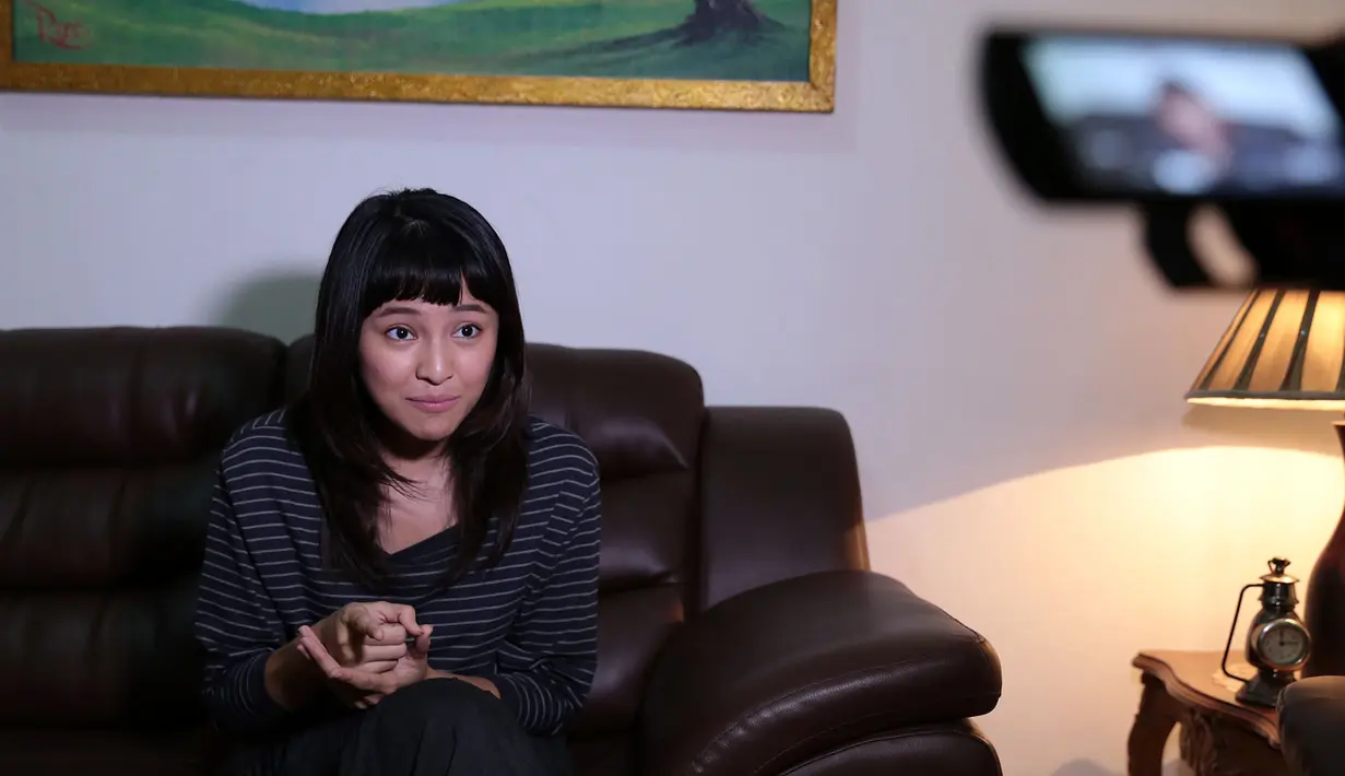 Anies Baswedan dan Sandiaga Uno Senin (16/10/2017) resmi dilantik menjadi Gubernur DKI Jakarta. Banyak harapan masyarakat Jakarta dengan adanya Gubernur baru tersebut. Begitu juga dengan Marshanda. (Deki Prayoga/Bintang.com)