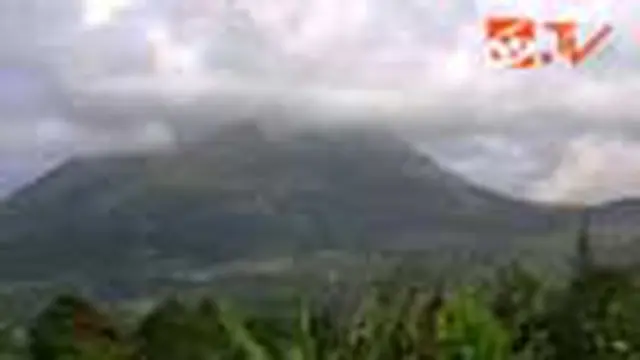 Gunung Lokon Kembali Mengeluarkan Letusan