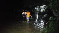 Banjir melanda Babakan Pasar, Kecamatan Bogor Tengah, Kota Bogor, Jawa Barat. (Liputan6.com/Achmad Sudarno)