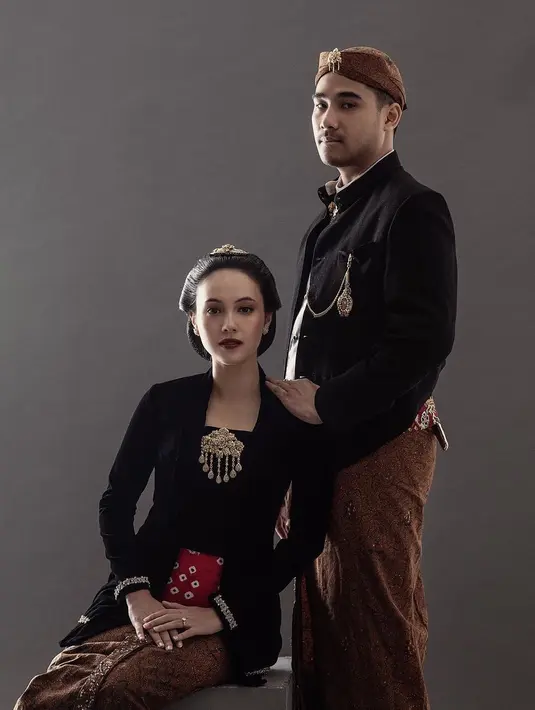 Jelang hari pernikahan, Anggika Bolsteril dan Omar Armandiego unggah foto prewedding [@anggikabolsteril]