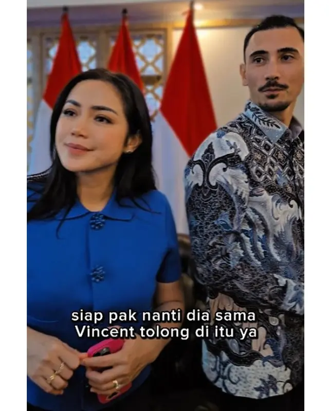 6 Potret bahagia Vincent Verhaag resmi jadi WNI, tanggalkan kewarganegaraan Belanda demi keluarga