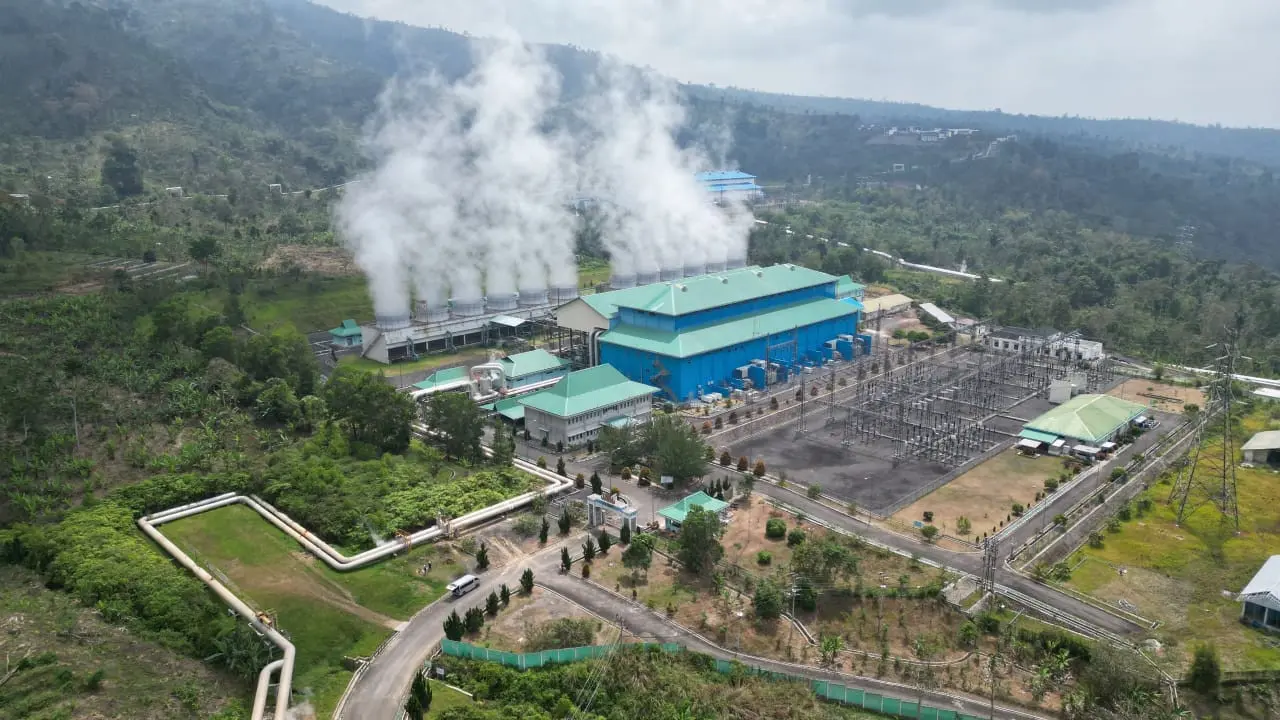 Layanan listrik hijau Renewable Energy Certificate (REC) dari PT PLN (Persero) telah dinikmati oleh 5.407 pelanggan. (dok PLN)