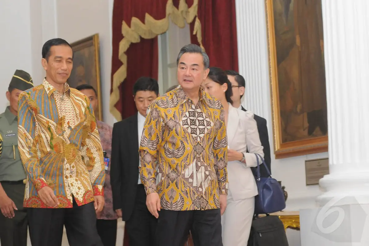 Keakraban Jokowi dan Menlu China