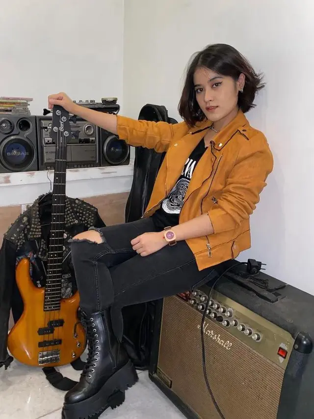 Beranjak Dewasa, Ini 9 Potret Terkini Ashira Zamita Pemeran Anak Mischa di Cinta Fitri yang Semakin Menawan dengan Outfit Kekinian