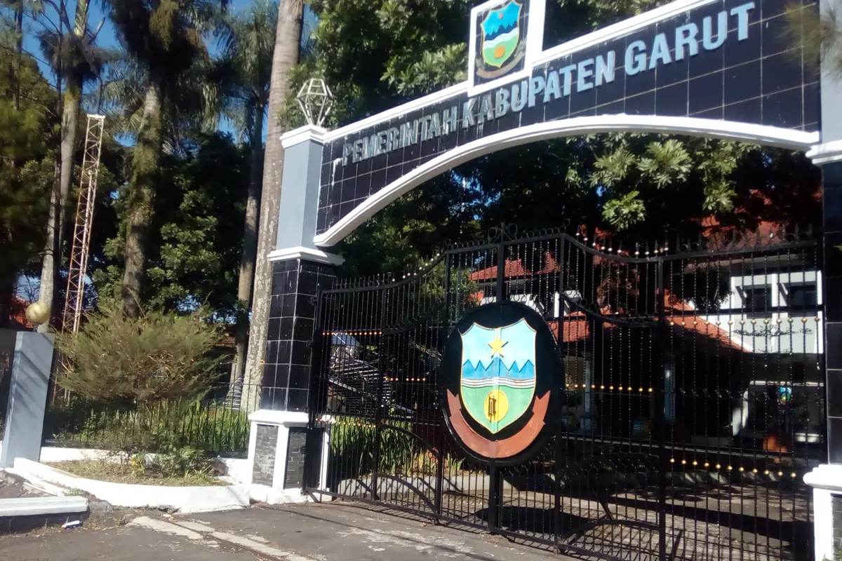 Tim Saber Pungli Polda Jabar Tangkap Tiga PNS Garut, Kasus Apa?