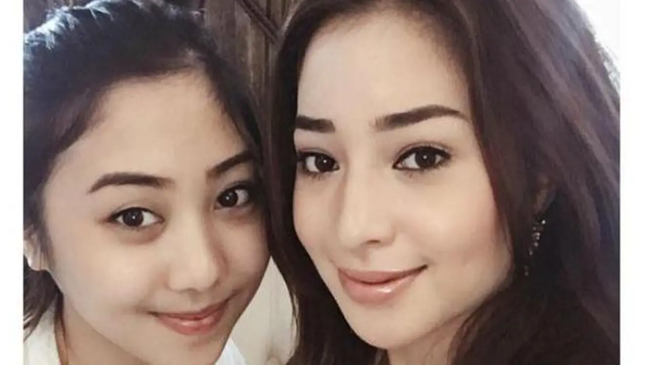 [Bintang] Nikita Willy dan Winona Willy