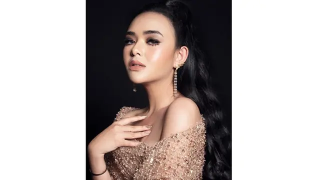 Disebut Ariana Grande Indonesia, Ini 6 Gaya Pemotretan Terbaru Amanda Manopo