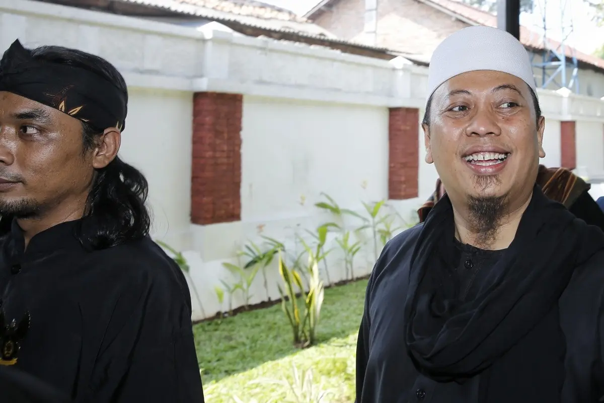 Opick hadiri sidang cerai