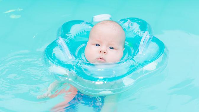 Bahaya Menggunakan Pelampung Leher Pada Bayi Health Liputan6 Com