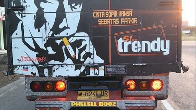 Tulisan-tulisan Kocak Bin Jenaka Belakang Truk