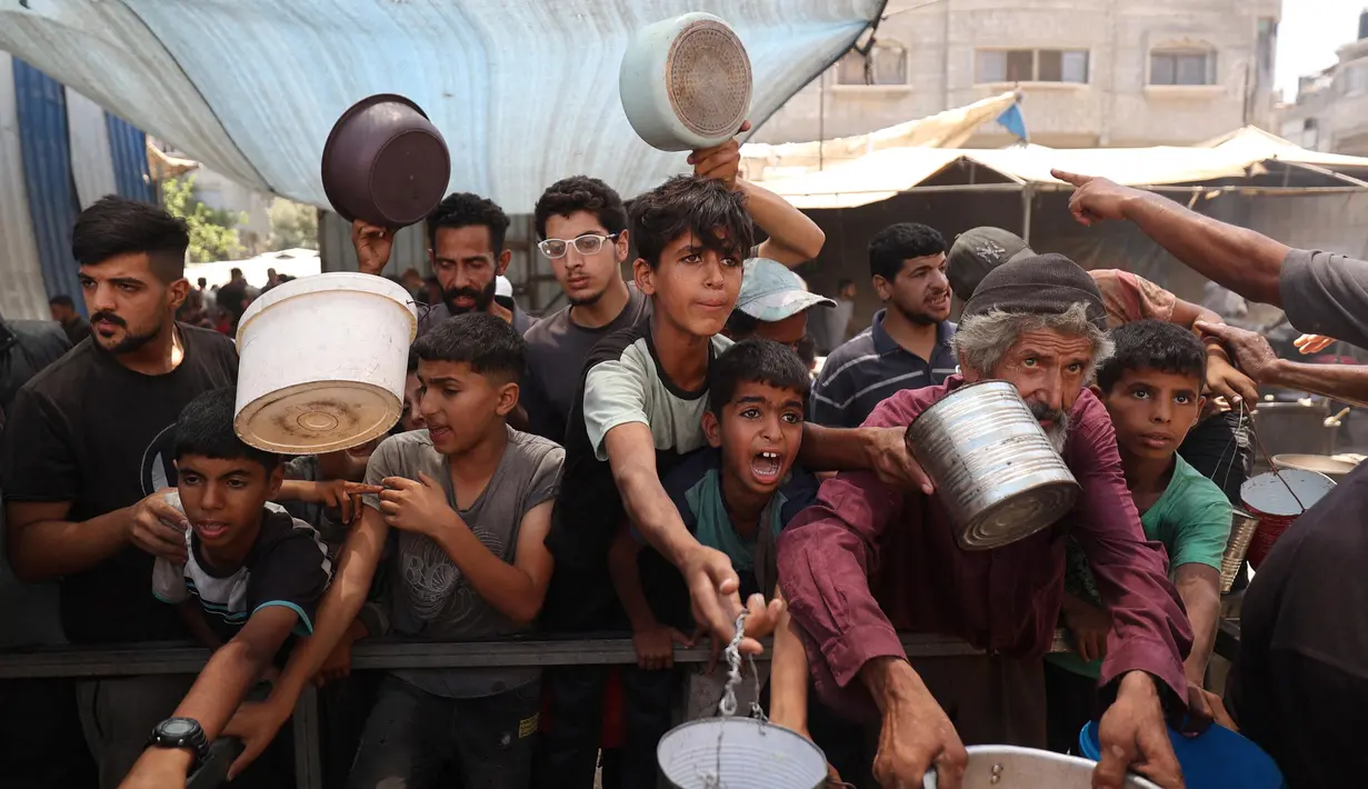 Saat ini, ada lebih dari 1,25 juta orang di Gaza hidup dalam bencana kelaparan, dan 96 persen dari populasi menderita kerawanan pangan yang parah. (Eyad BABA/AFP)