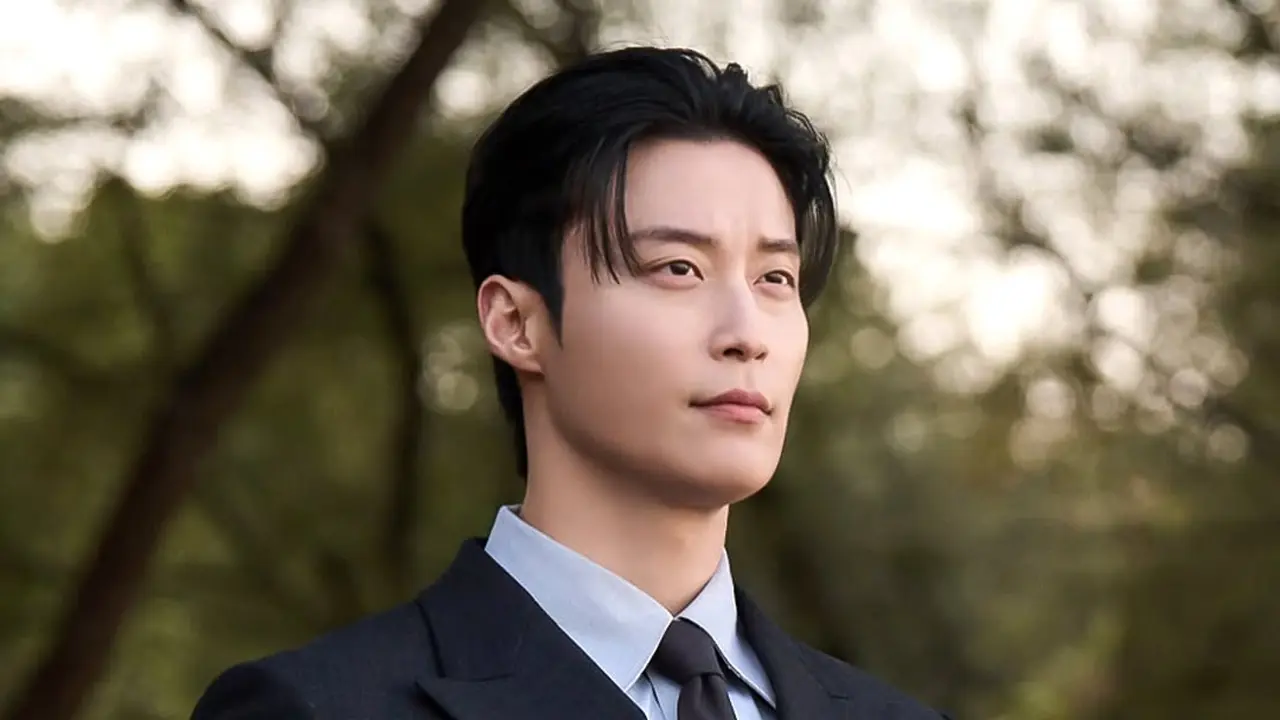 Heo Nam Jun di Drakor My Royal Nemesis. (Instagram/ sbsdrama.official)