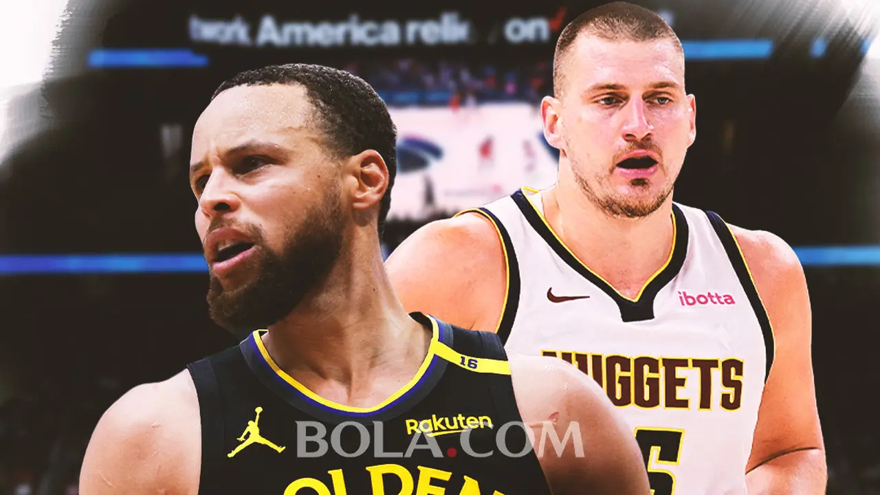 Ilustrasi - Stephen Curry dan Nikola Jokic
