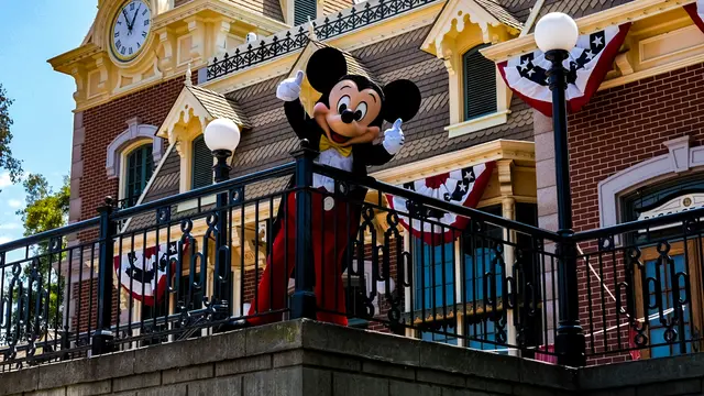 Disneyland California (Unsplash)