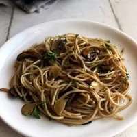 Pasta Bawang Putih Jamur, Makan Siang Wajib Coba di Akhir Pekan