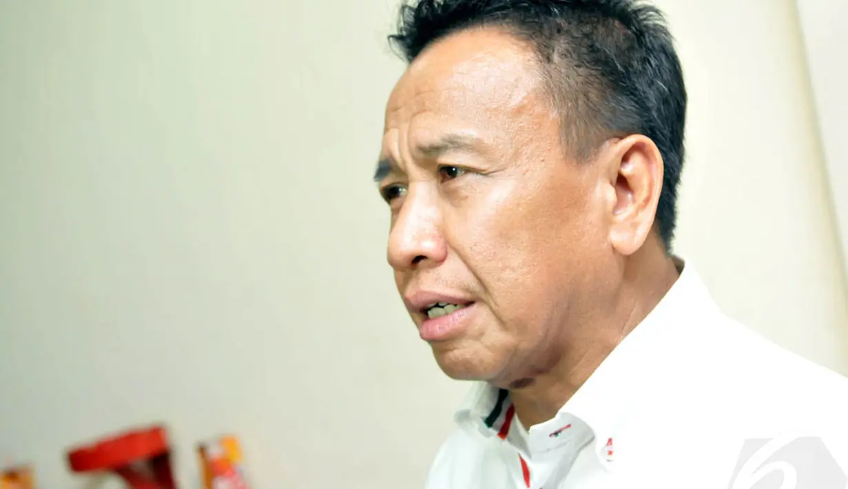 Kalau sampai tidak memiliki izin Undang Undang Gangguan, gedung sebesar itu harusnya ada pemantauan dari pemerintah daerah setempat, ungkap Anggota Komisi X DPR RI, Dedi Gumelar. (Liputan6.com/Panji Diksana)
