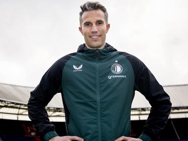 Robin van Persie resmi ditunjuk sebagai pelatih kepala baru Feyenoord. Klub yang pernah membesarkan namanya sebelum diboyong ke Arsenal. (AFP/ANP/Koen van Weel)