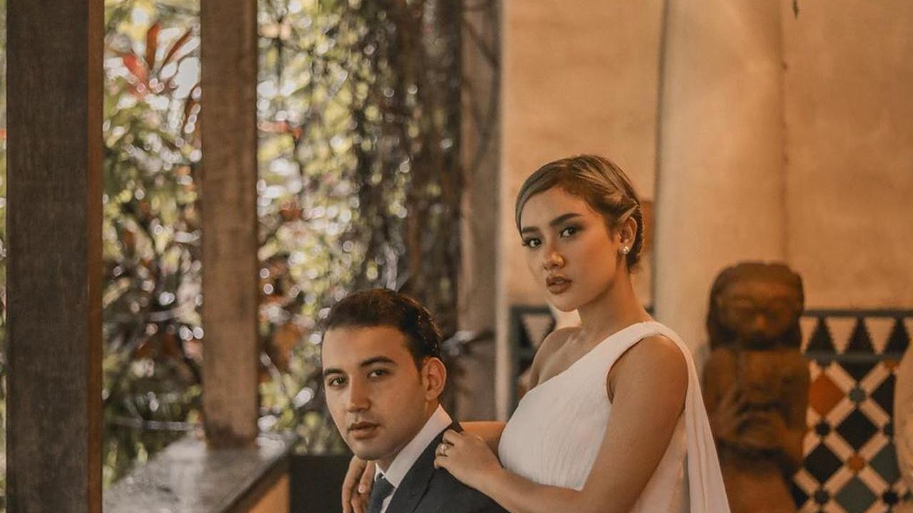 Akui Sudah Putus, Ini 6 Momen Kebersamaan Cita Citata dan Roy Geurts