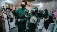 7 Momen Pasangan Artis Reza Zakarya dan Valda yang Jalani Henna Night
