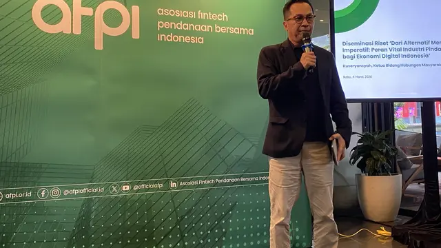 Ketua Bidang Hubungan Masyarakat AFPI, Kusyeryansyah  dalam konferensi pers di Jakarta, Rabu (4/3/2026). (Liputan6.com/Christian)