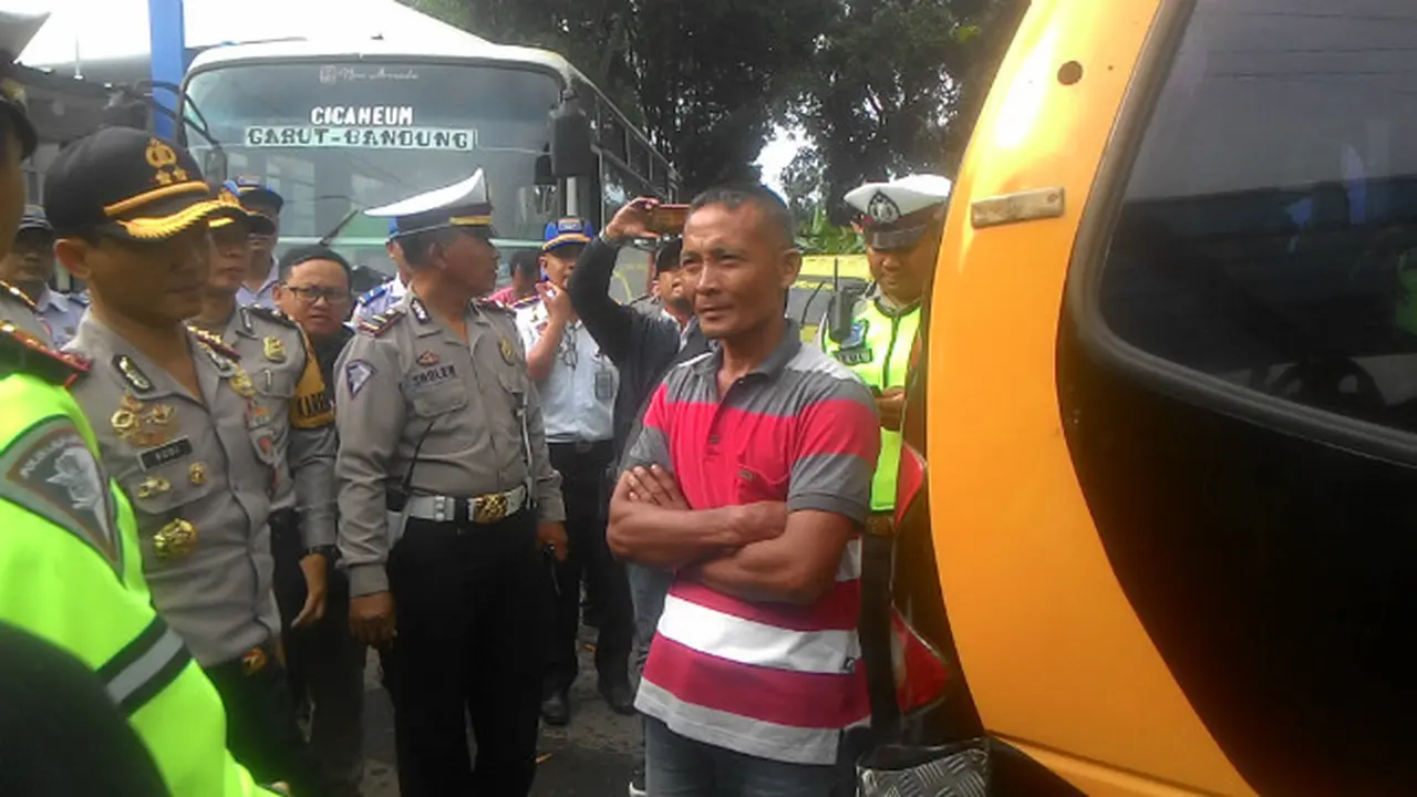 Dampak Kecelakaan Tunggal Bus Kramat Jati