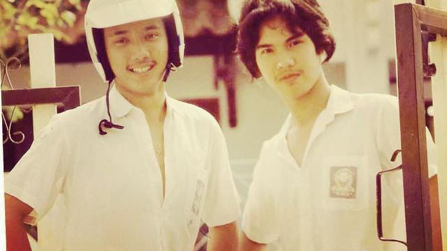 7 Potret Lawas Ahmad Dhani Bersama Teman, Kenang Masa Lalu