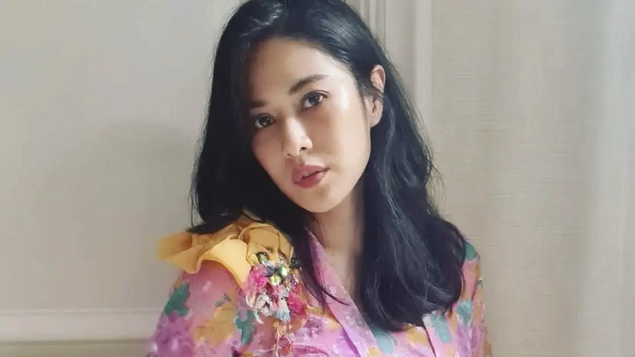 Padupadan Baju Warna Pastel