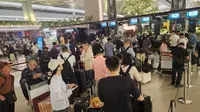 Imbas Erupsi Anak Krakatau, Penumpang Menumpuk di Bandara Soekarno-Hatta