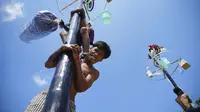 Lomba Panjat Pinang Virtual Hadir di HUT ke-81 RI, Hadiahnya Liburan Gratis