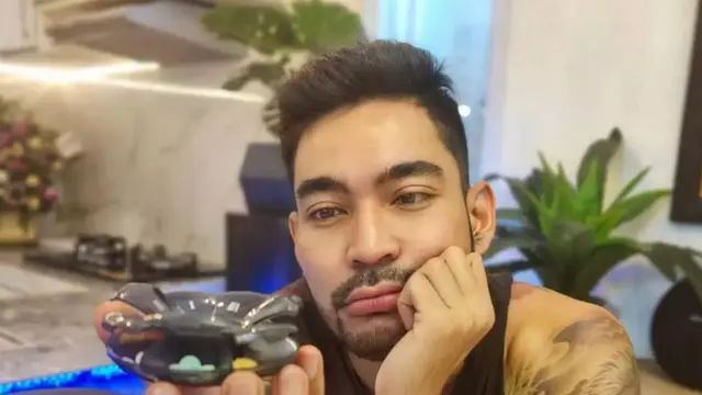 Menambahkan Hiasan Agar Tidak Monoton