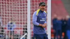 Pelatih Atletico Madrid asal Argentina, Diego Simeone, saat menghadiri sesi latihan resmi jelang leg kedua semifinal Liga Champions 2025/2026 melawan Arsenal di lapangan Emirates Stadium, London, Inggris, pada Senin 4 Mei 2026. Leg kedua semifinal Liga Champions 2025/2026 menjadi ajang pembuktian bagi pelatih Atletico Madrid, Diego Simeone. (Glyn KIRK/AFP)