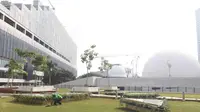 Bangunan revitalisasi Taman Ismail Marzuki (TIM) di Cikini, Menteng, Jakarta Pusat, Jumat (11/3/2022). Pengerjaan revitalisasi TIM yang dimulai pertengahan tahun 2019 tersebut ditargetkan selesai pada akhir tahun 2022. (Liputan6.com/Herman Zakharia)
