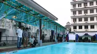 Hotel kolam berenang air asin ini merupakan yang pertama di Kota Medan, bahkan di Sumatera Utara (Sumut)
