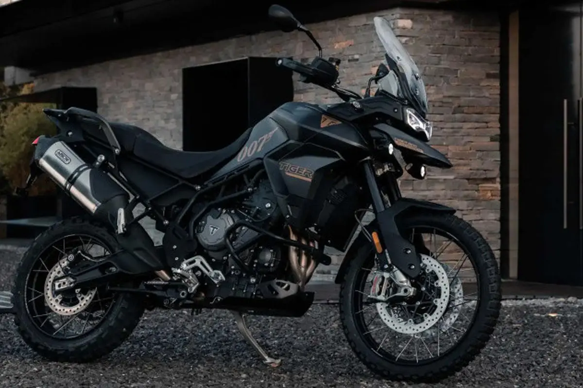 Triumph Tiger 900 Bond Edition