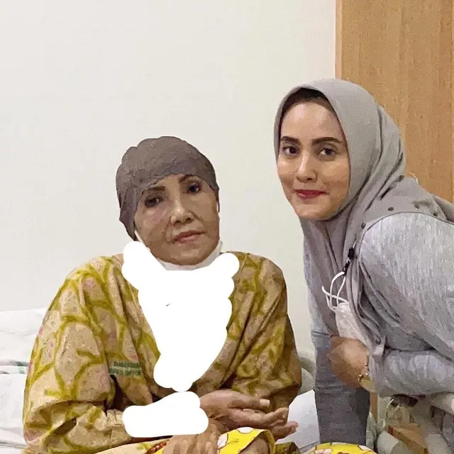 6 Potret Kebersamaan Elma Theana dan Sang Ibunda Waty Siregar, Penuh Kehangatan